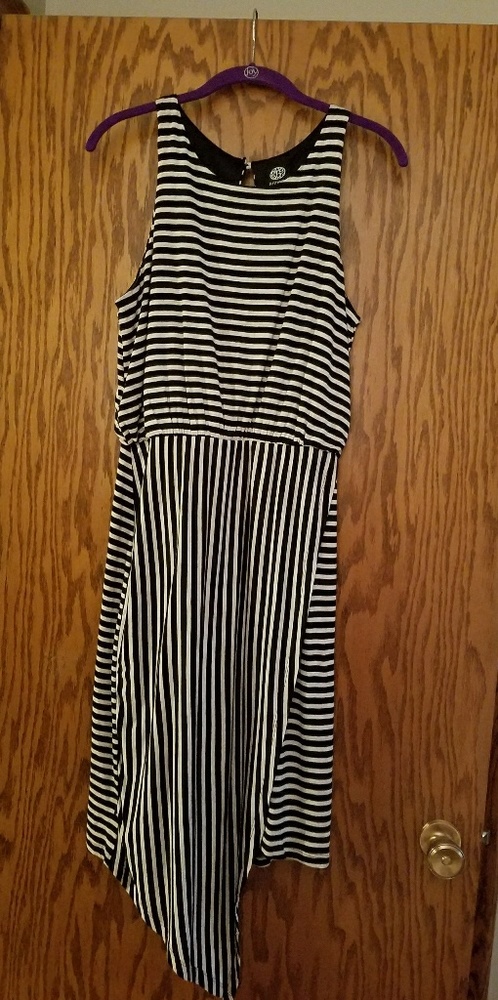 Bobeau black and white knit striped dress